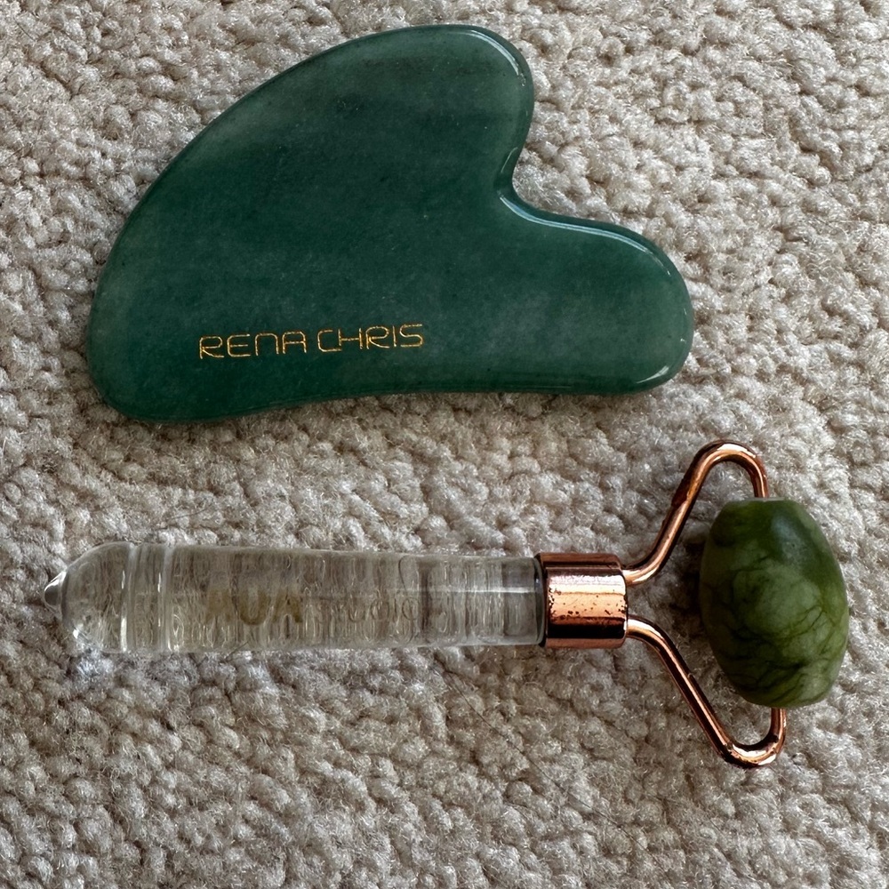 Rena Chris Green Facial Roller and Gua Sha Set